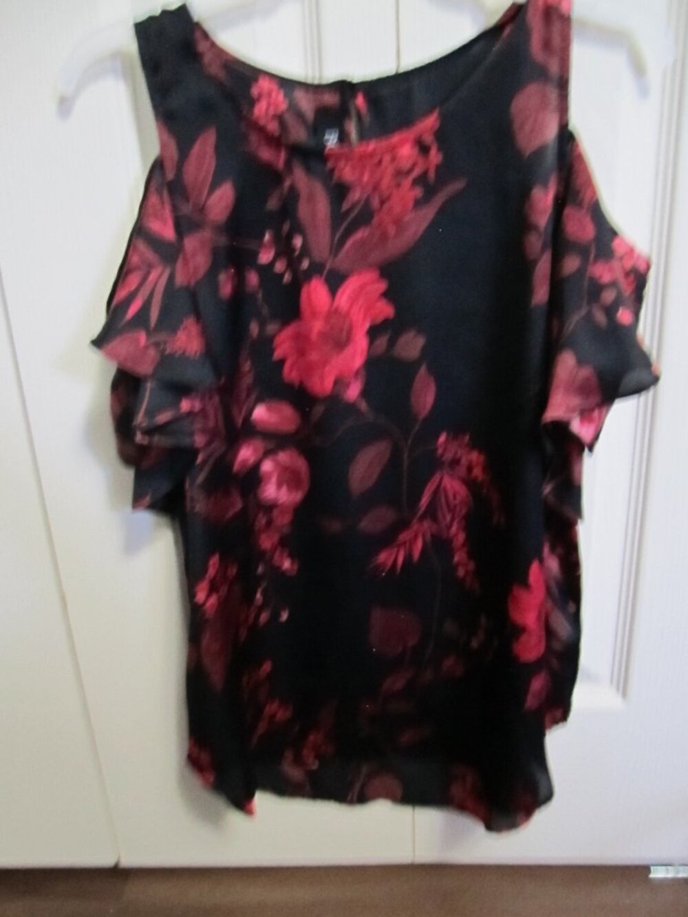 BCX Black & Red Floral Cold-Shoulder Top